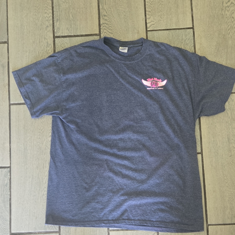 💗 Pink Heals "Cares Enough to Wear Pink" Graphic Tee 💗 Xlarge